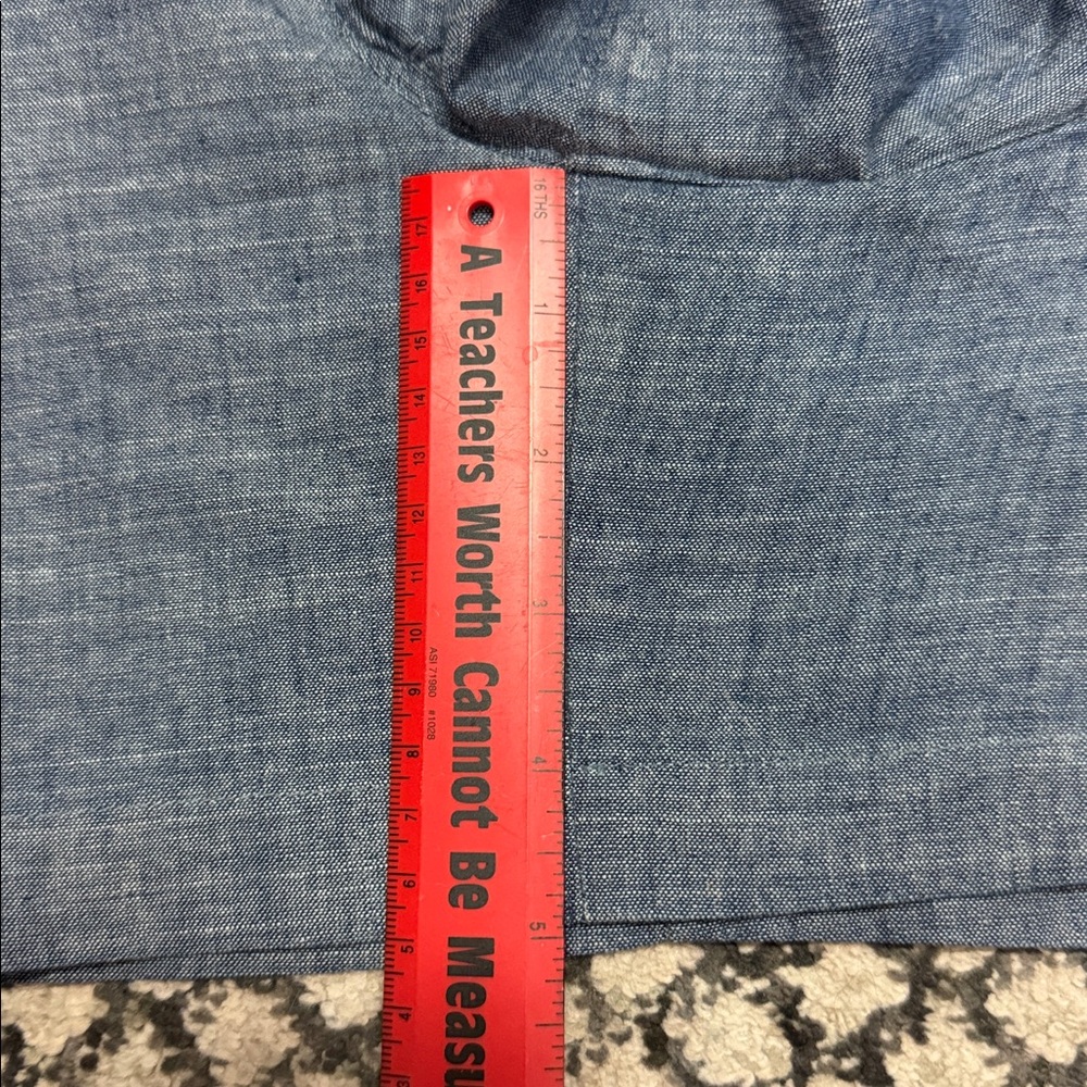 Bundle of 4 pair Old Navy Women's Shorts
Lighter blue Merona sz 6 fits like an 8 - Picture 6 of 6